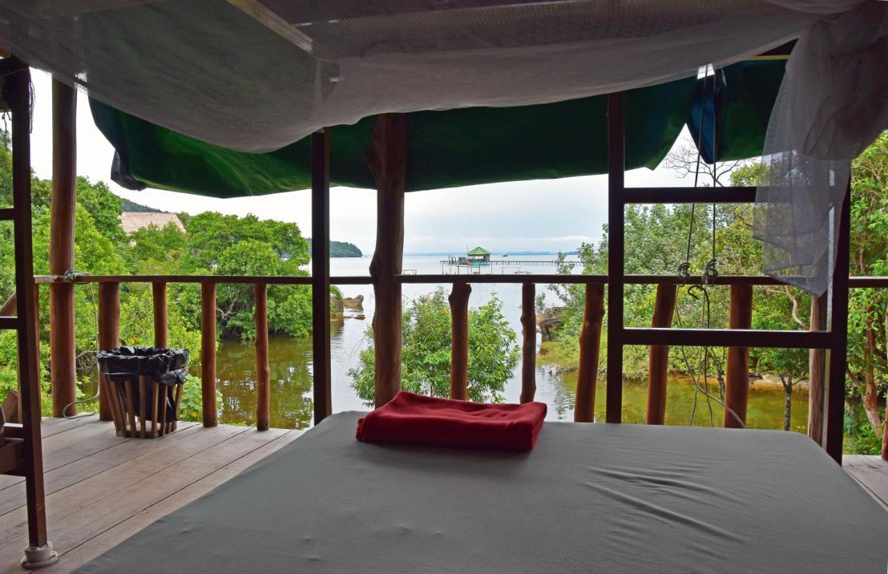 Auberge de jeunesse Mad Monkey Koh Rong Samloem *