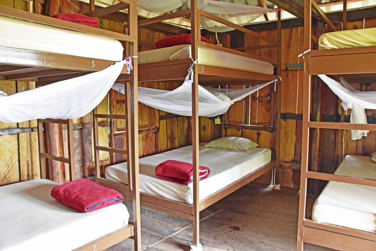 Mad Monkey Koh Rong Samloem Auberge de jeunesse *