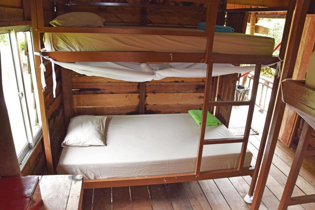 Mad Monkey Koh Rong Samloem Auberge de jeunesse *