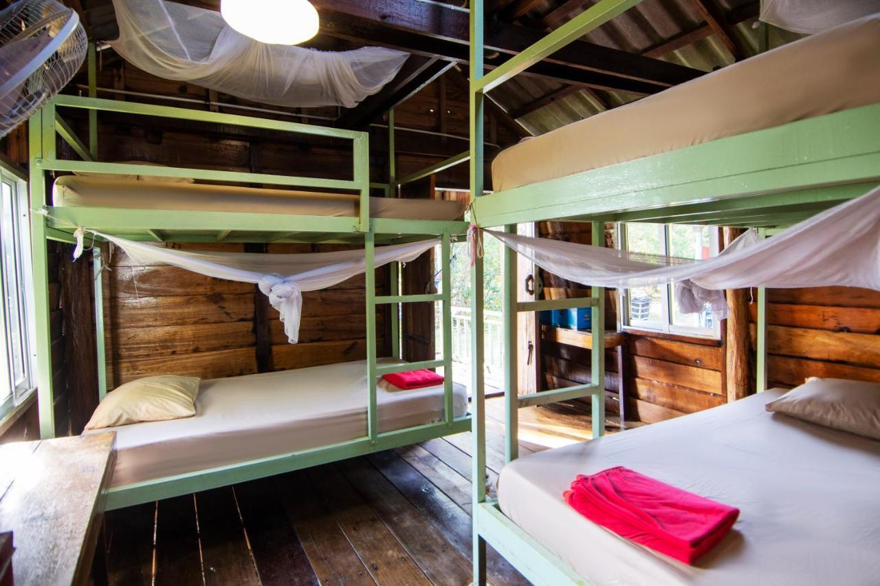 Mad Monkey Koh Rong Samloem Auberge de jeunesse *