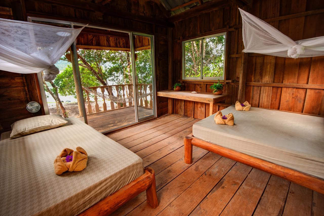Mad Monkey Koh Rong Samloem